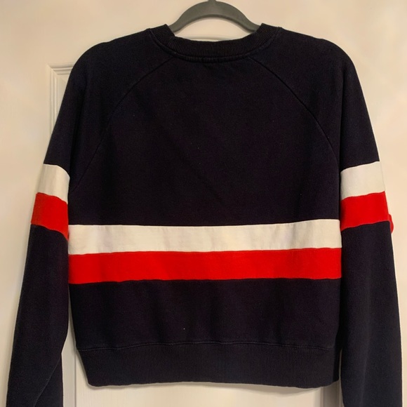 Brandy Melville Sweatshirt - Picture 3 of 4